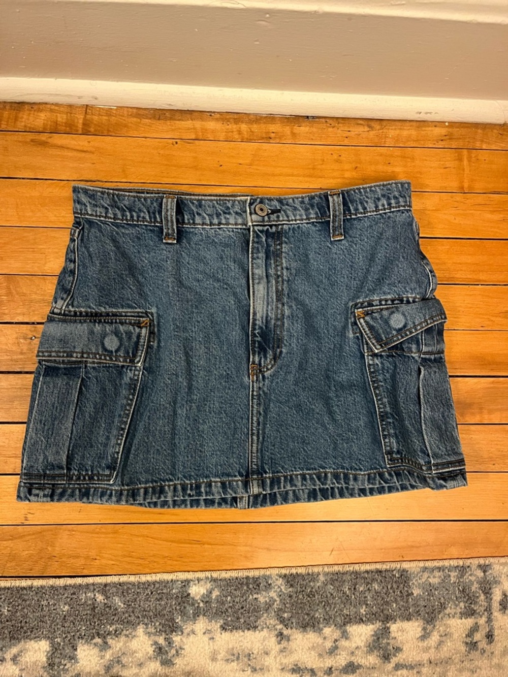 Abercrombie & Fitch High Rise Denim Cargo Skirt